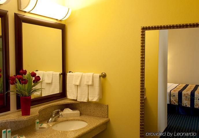 Hotel Springhill By Marriott Omaha East, Council Bluffs, Ia Council Bluffs
